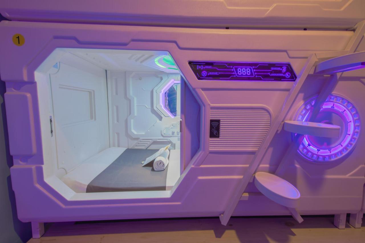 Capsule Inn Bali Legian Εξωτερικό φωτογραφία