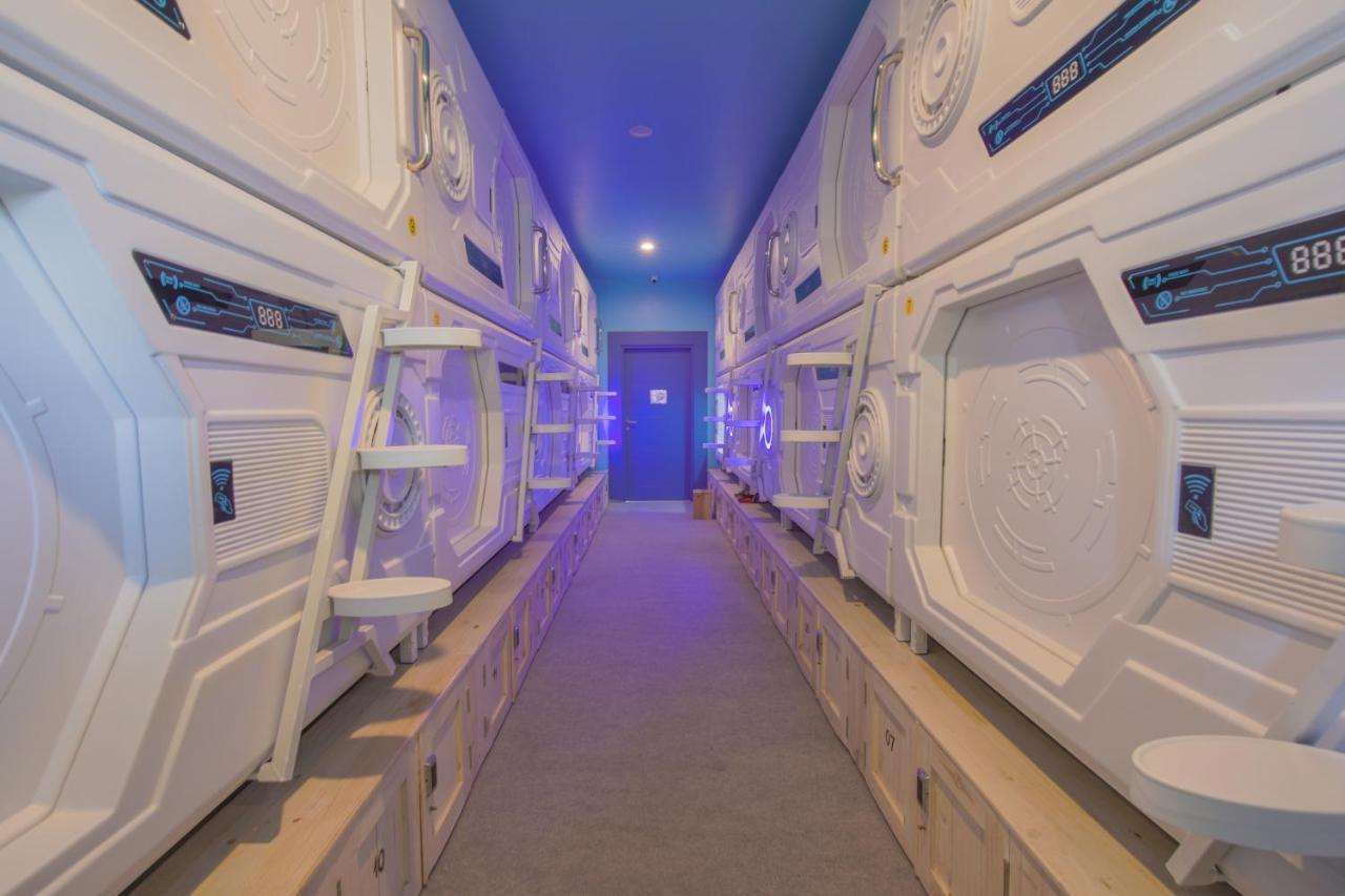 Capsule Inn Bali Legian Εξωτερικό φωτογραφία