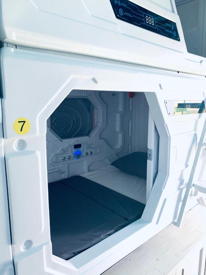 Capsule Inn Bali Legian Εξωτερικό φωτογραφία